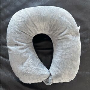🌻 Gray Double Sided Travel Neck Pillow